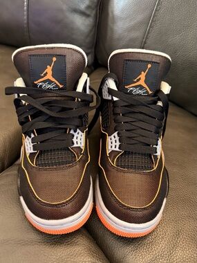 Women’s Air Jordan 4 Retro Se Starfish size 5.5
